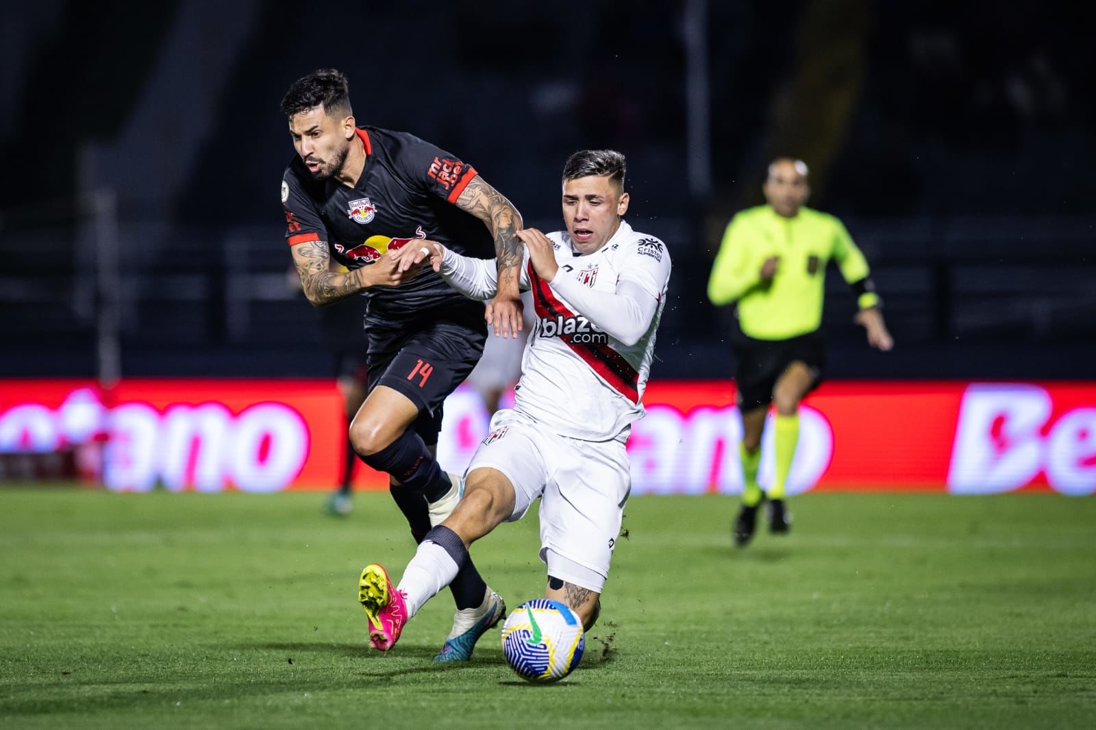 Atlético Goianiense vs RB Bragantino Prediction, Betting Tips & Odds | 10 NOVEMBER 2024