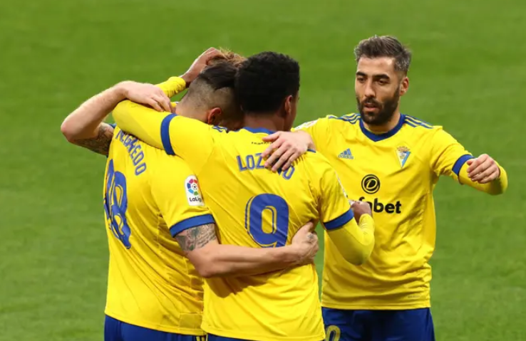 Cadiz vs Real Valladolid Prediction, Betting Tips & Odds │19 MAY, 2023