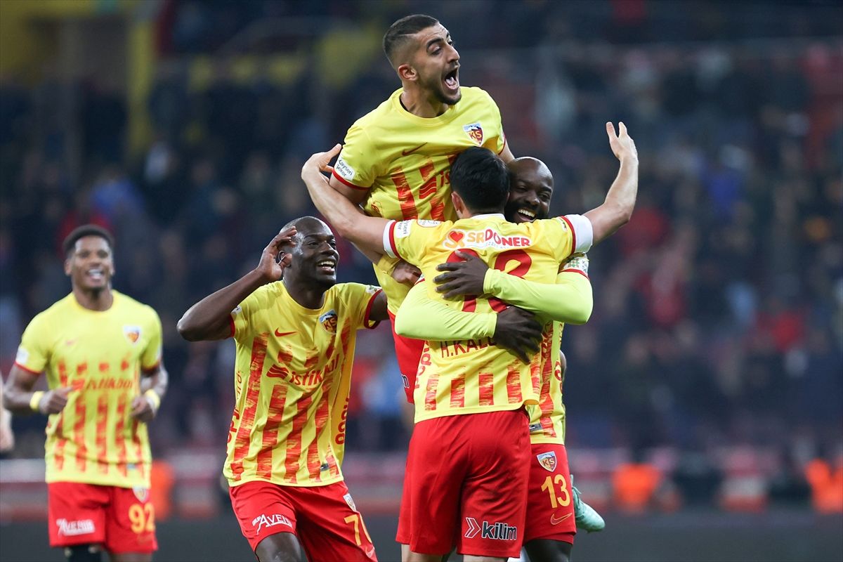 Kayserispor vs Fenerbahce Prediction, Betting Tips & Odds | 20 DECEMBER, 2023