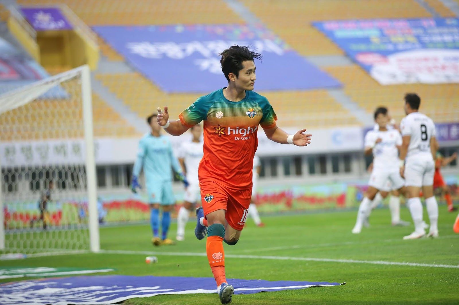 Gangwon FC vs Gwangju FC Prediction, Betting Tips & Odds | 18 AUGUST 2024