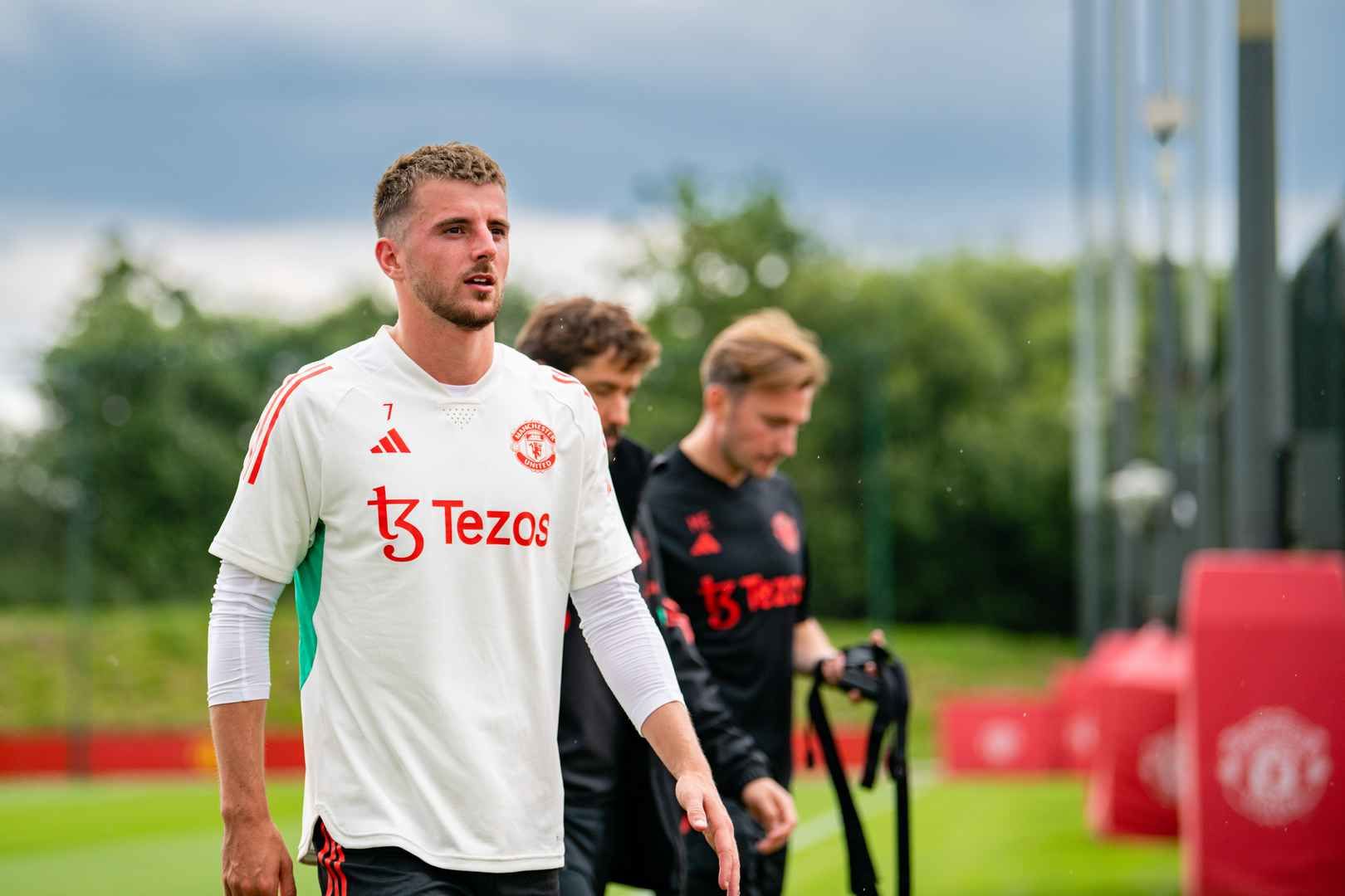 Manchester United’s Mason Mount is Back in Training After a Four-Month Injury Absence