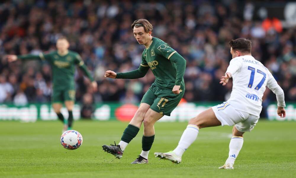 Leeds United vs Plymouth Argyle Prediction, Betting Tips & Odds │2 November, 2024 