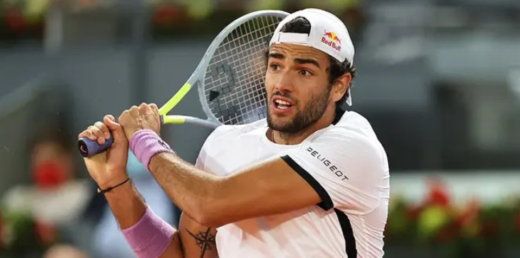 Matteo Berrettini vs Jannik Sinner Prediction, Betting Tips & Odds │9 AUGUST, 2023