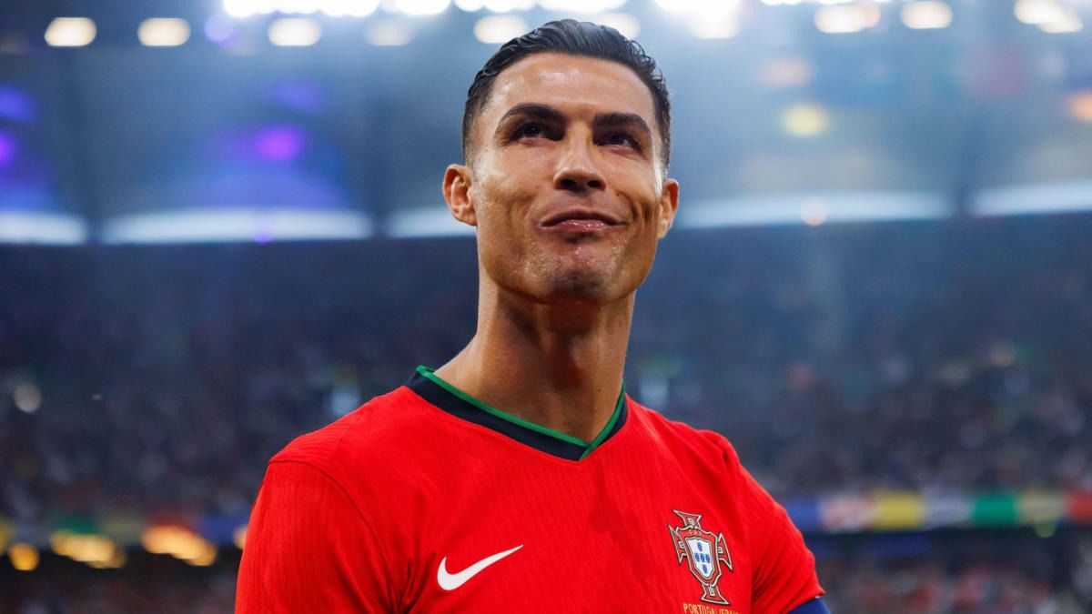 Ronaldo Plans to Retire When He Runs Out of Motivation