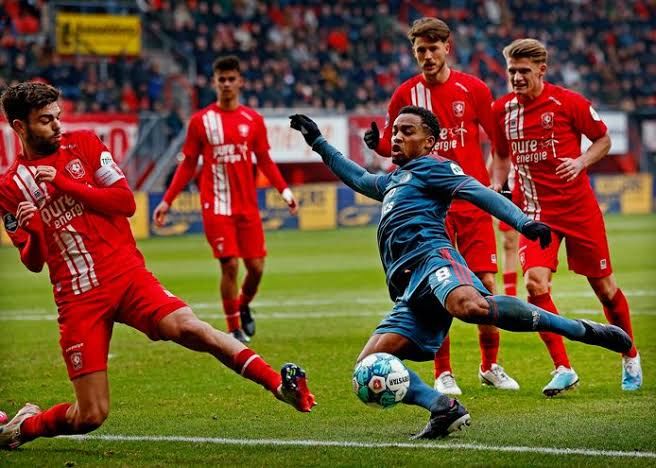 RKC Waalwijk vs Feyenoord Prediction, Betting Tips & Odds | 04 NOVEMBER, 2023