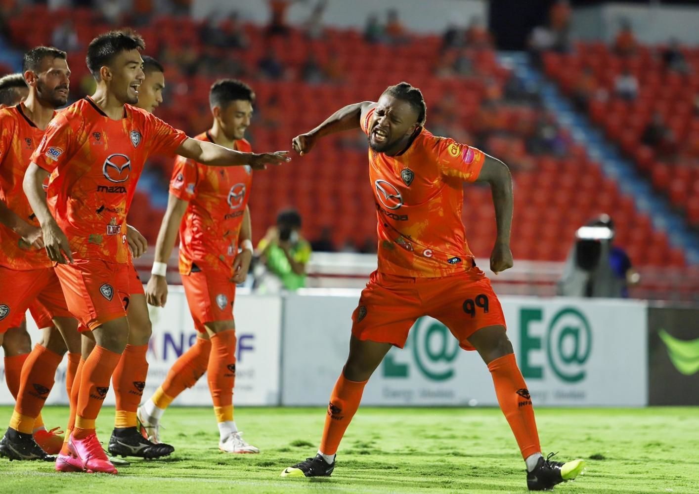 Bangkok United vs Lamphun Warrior Prediction, Betting Tips & Odds | 18 APRIL 2024