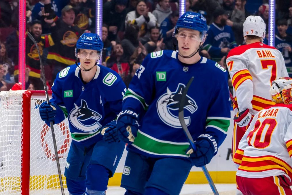 Detroit Red Wings vs Vancouver Canucks Prediction, Betting Tips & Odds │1 DECEMBER, 2024