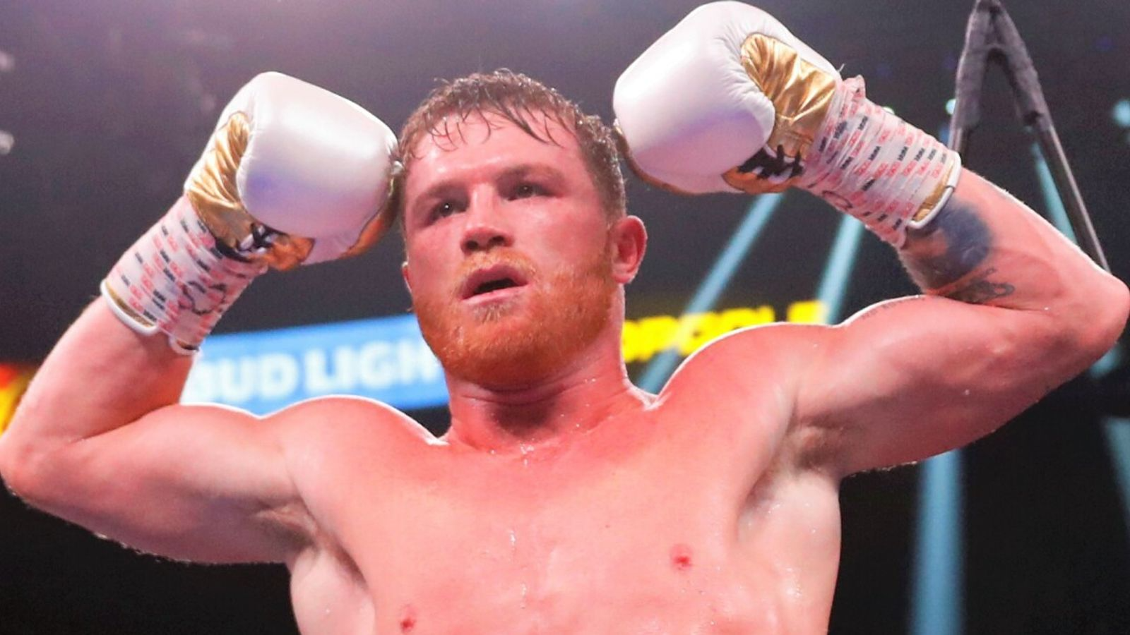 WBC Names Saul Alvarez As Best Boxer Of The Year