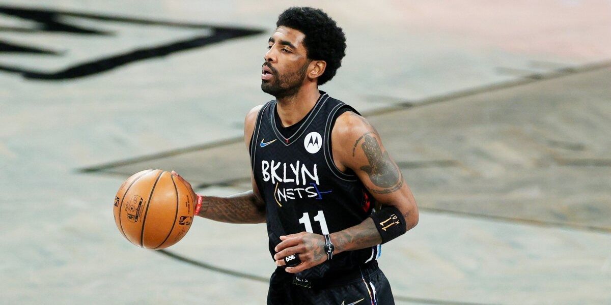 Kyrie Irving Undergoes Knee Surgery