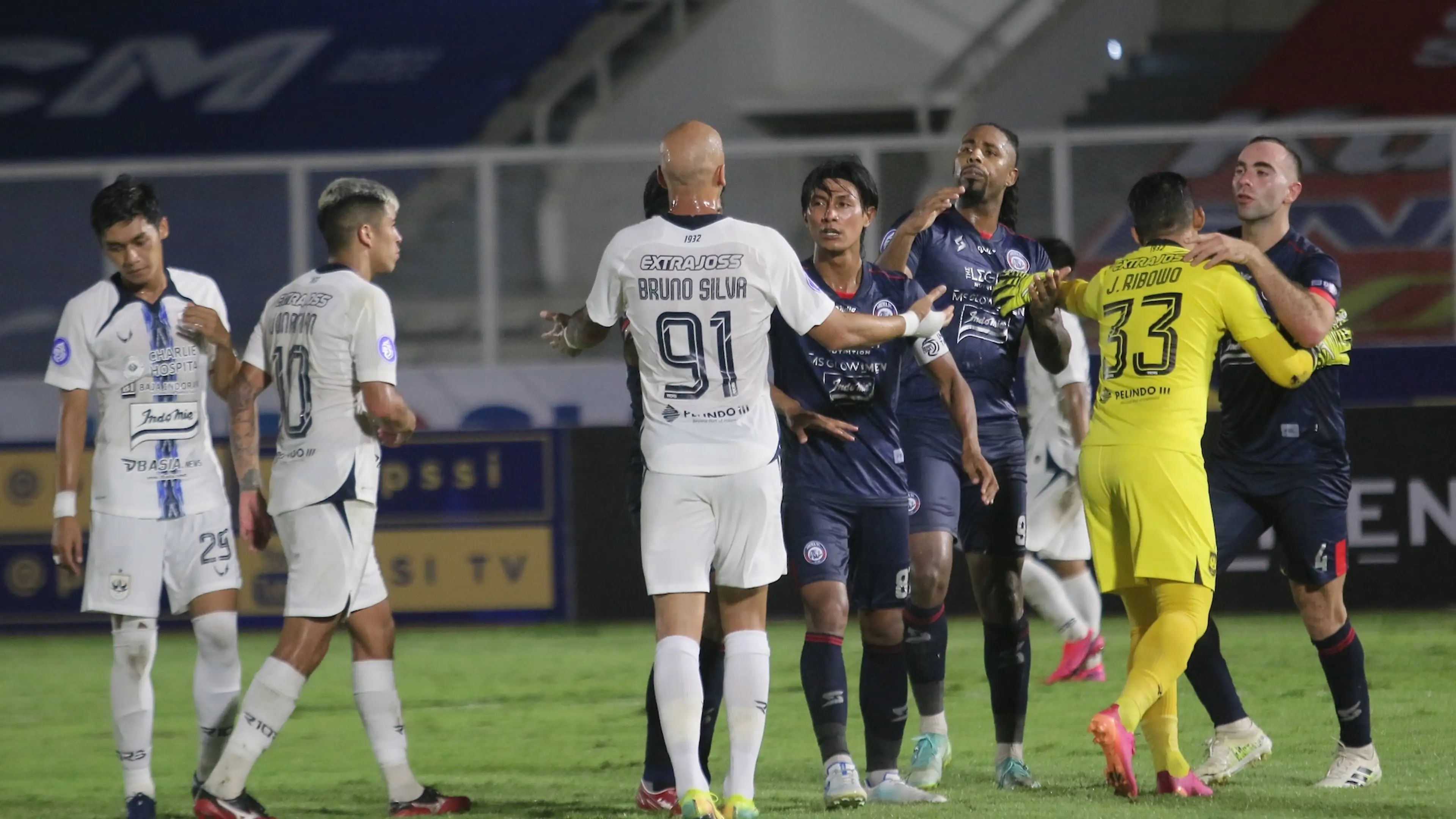 Arema FC vs PSIS Semarang Prediction, Betting Tips & Odds | 05 FEBRUARY, 2024