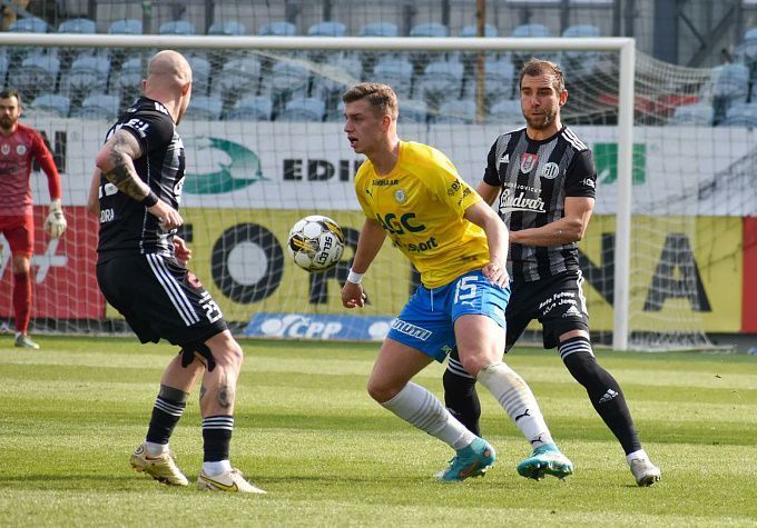 FK Teplice vs FK Pardubice Prediction, Betting Tips & Odds │02 SEPTEMBER, 2023