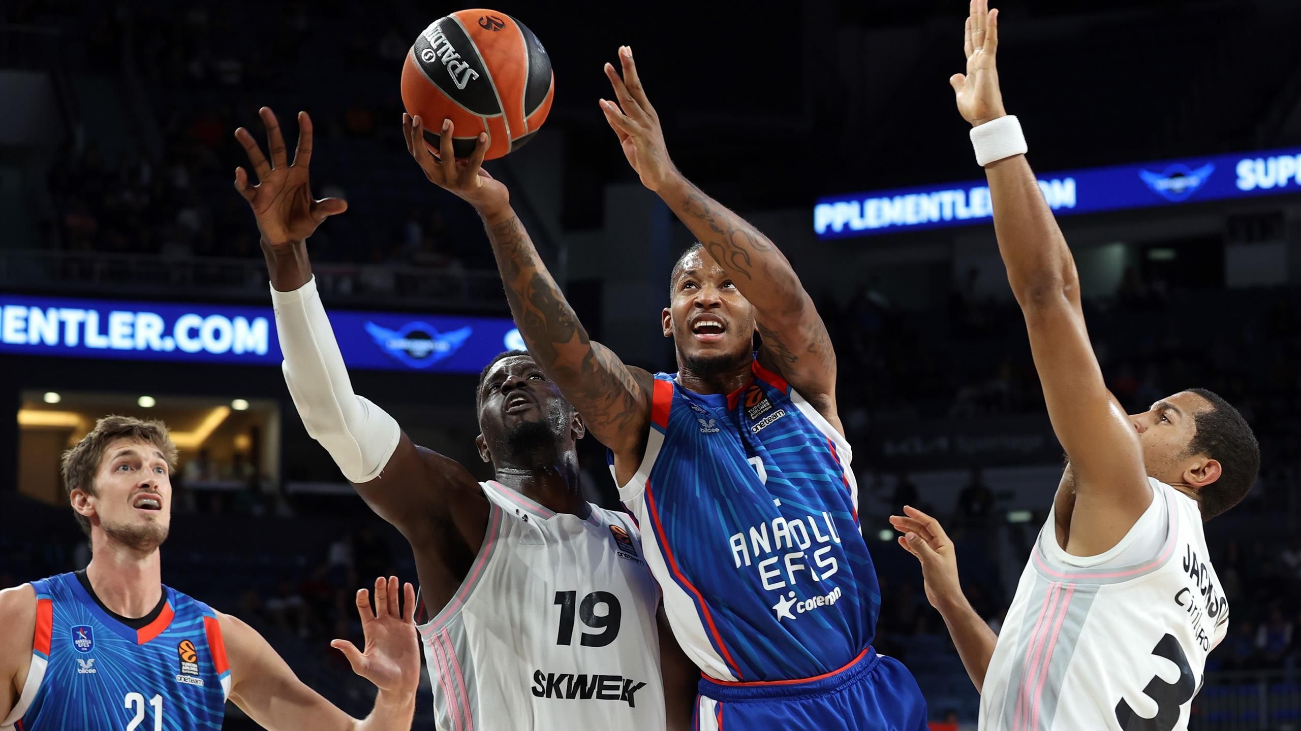 ASVEL vs Anadolu Efes Prediction, Betting Tips & Odds │29 NOVEMBER, 2024