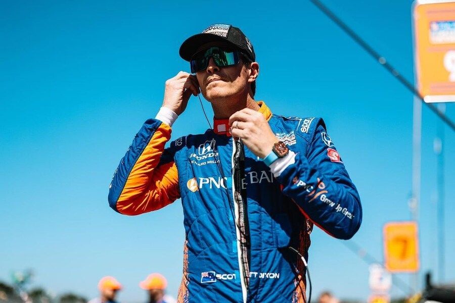 Scott Dixon creats new pole record in Indy 500