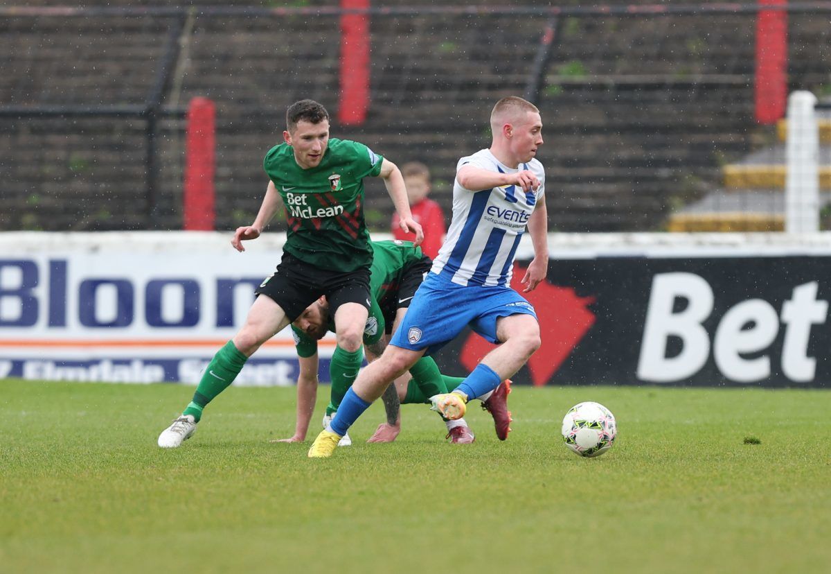 Glentoran FC vs Coleraine FC Prediction, Betting Tips & Odds | 01 MAY 2024