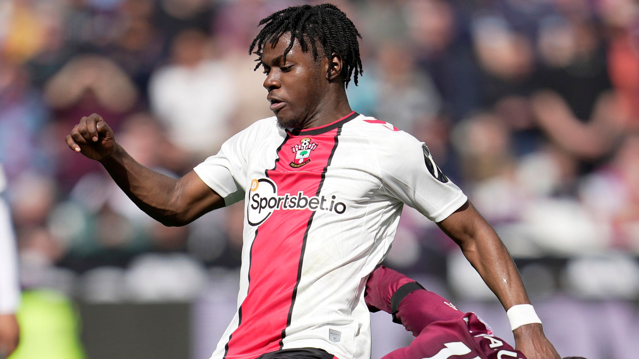 Chelsea Announce Transfer Of Southampton Midfielder Roméo Lavia