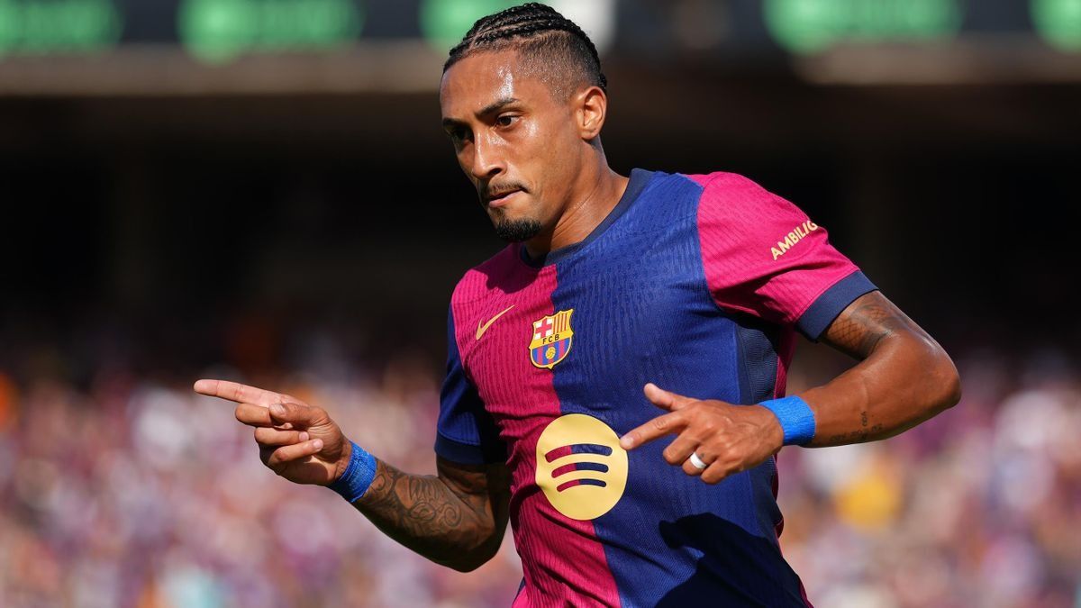 Barcelona Dominates Real Valladolid 7-0 to Maintain Perfect Start in LaLiga