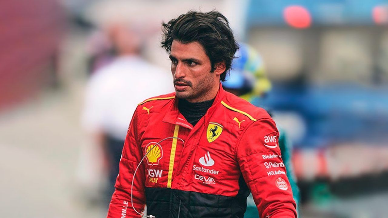 Carlos Sainz Jr. to Drive for Williams F1 Team in December 2024