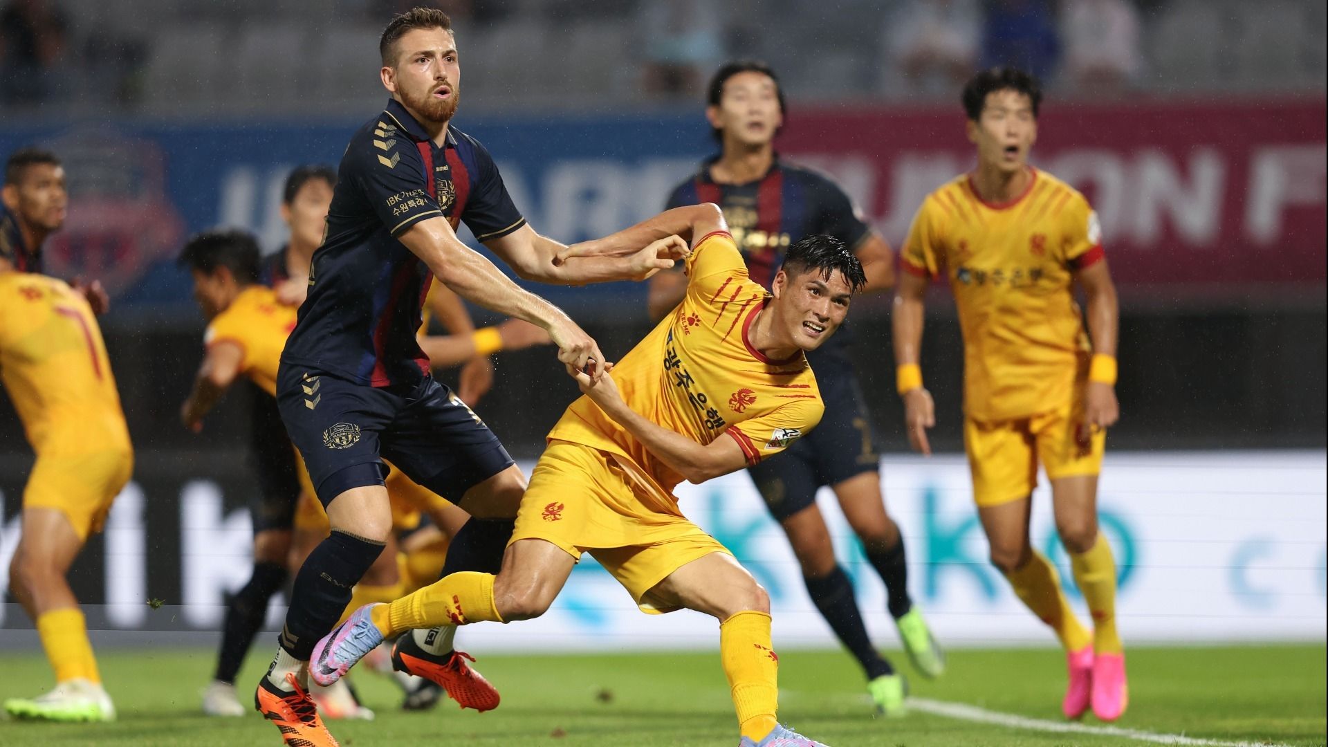 Suwon FC vs Gwangju FC Prediction, Betting Tips & Odds | 25 JUNE 2024