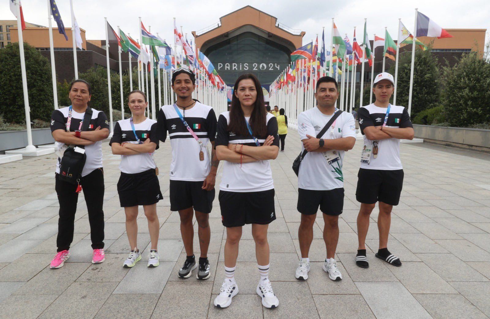 Parte del equipo mexicano de Para Taekwondo en París 2024.